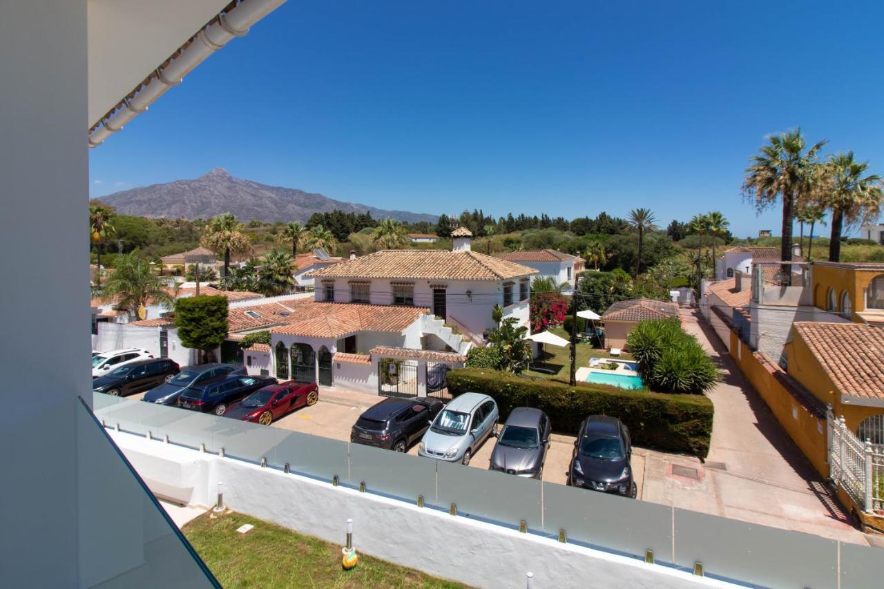 Fantastica Con Piscina En Puerto Banus *