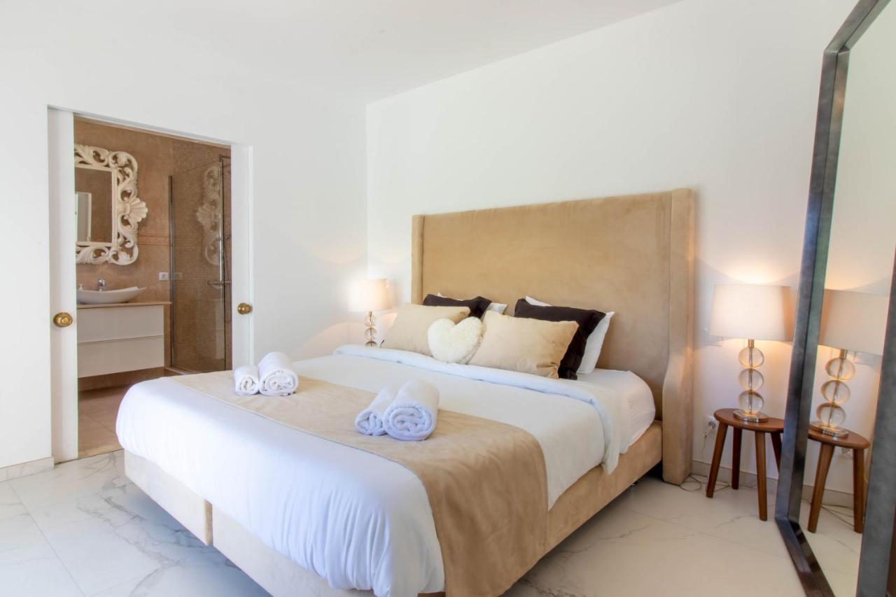 Fantastica Con Piscina En Puerto Banus Villa Marbella