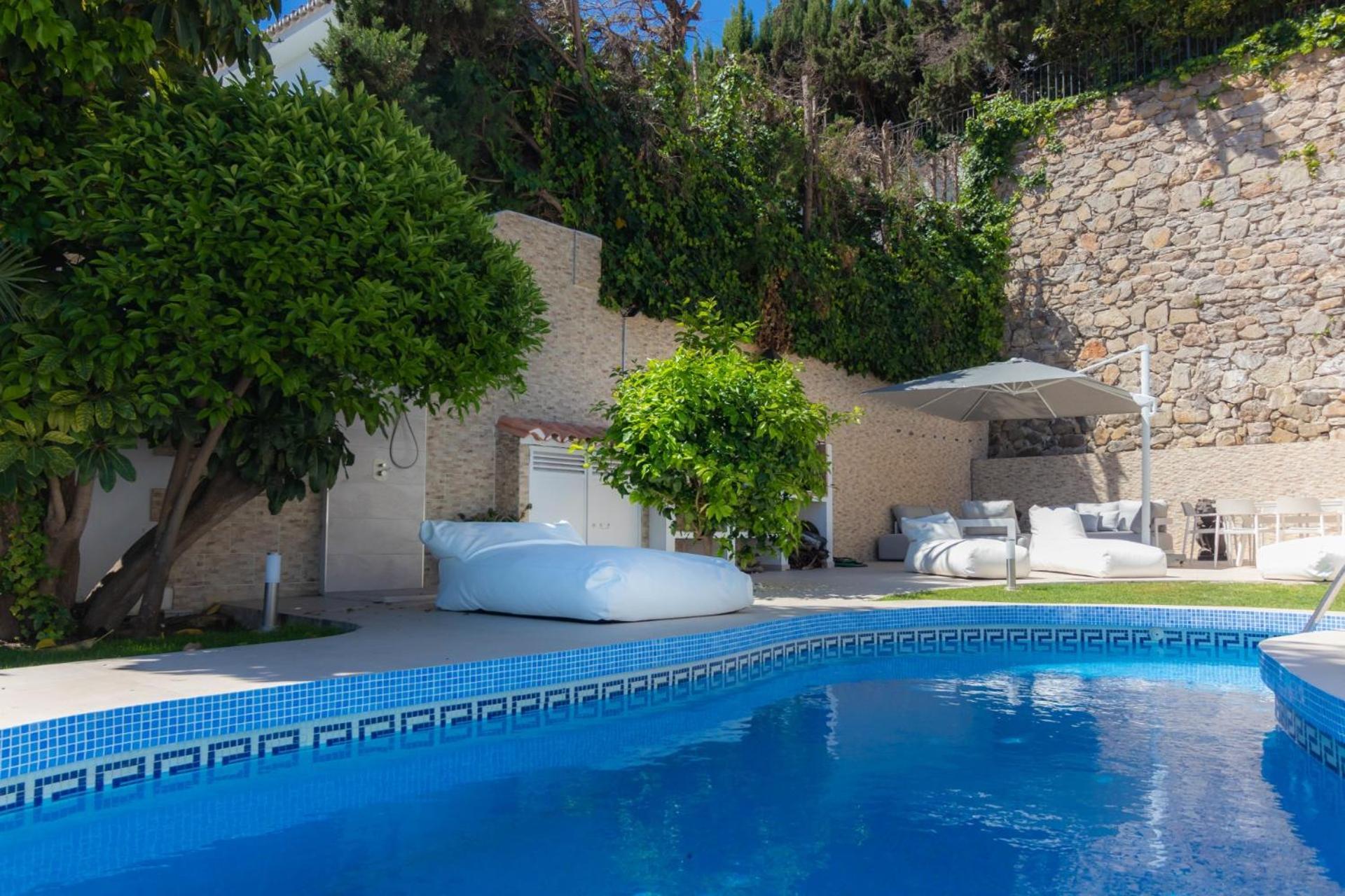 Villa Fantastica Con Piscina En Puerto Banus